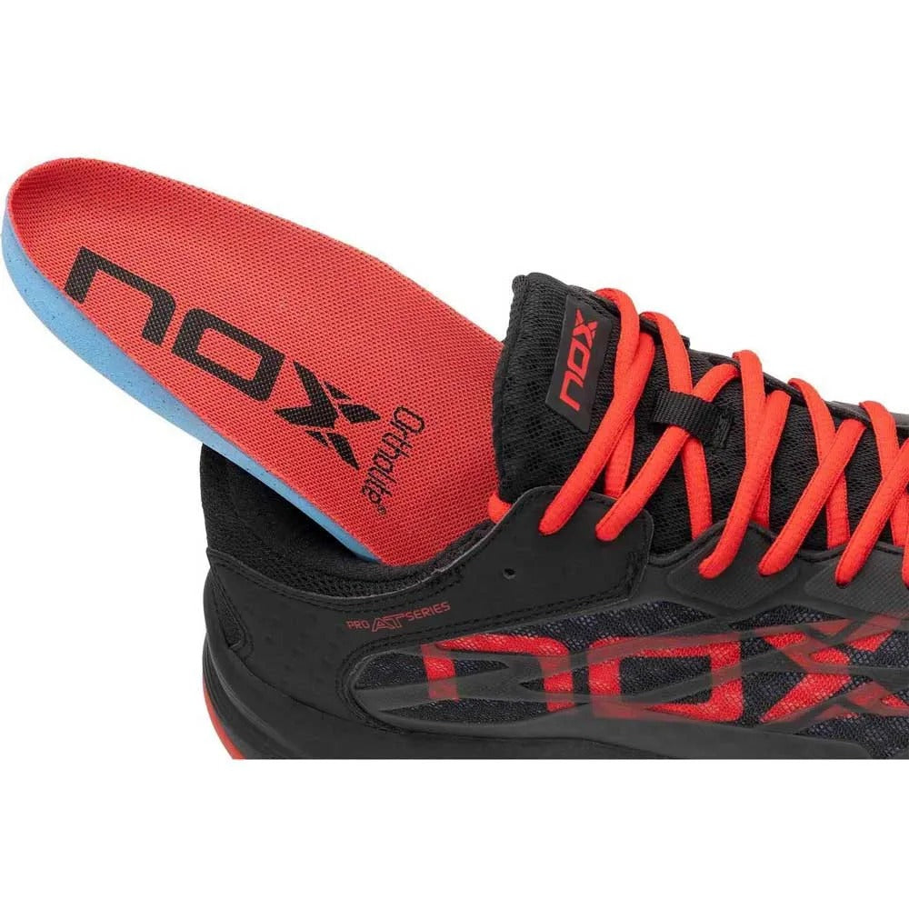 Nox AT10 Luxury LTD Padelschoenen